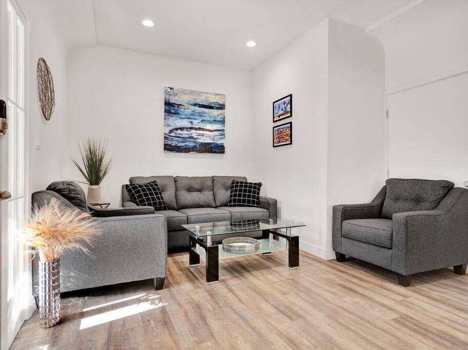Venice Apartment Los Angeles